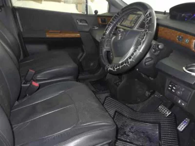 Honda FREED  с аукциона в Японии