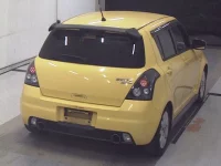 Suzuki SWIFT лот № 1554 оценка 3.5  с аукциона в Японии 4
