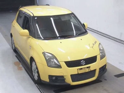 Suzuki SWIFT  с аукциона в Японии