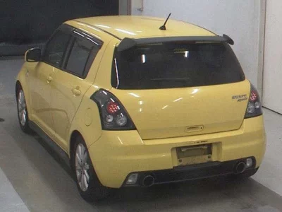 Suzuki SWIFT  с аукциона в Японии