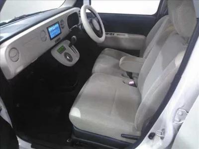 Daihatsu MIRA  с аукциона в Японии