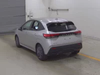 Nissan NOTE лот № 18 оценка R  с аукциона в Японии 1