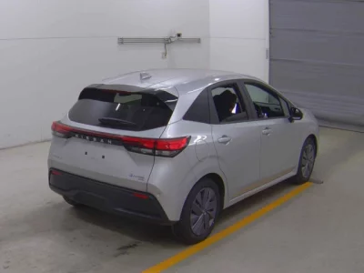 Nissan NOTE  с аукциона в Японии