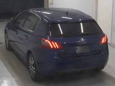 Peugeot 308  с аукциона в Японии