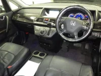 Honda ELYSION лот № 5163 оценка R  с аукциона в Японии 2