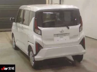 Daihatsu MOVE лот № 6017 оценка 6  с аукциона в Японии 1