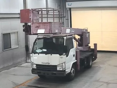 Isuzu ELF  с аукциона в Японии