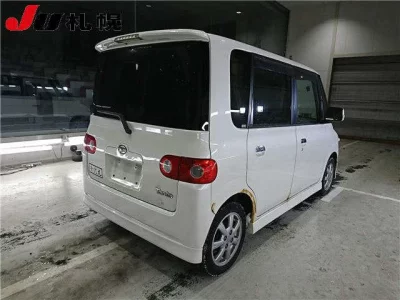 Daihatsu TANTO  с аукциона в Японии