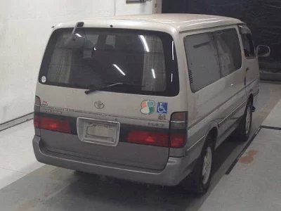 Toyota HIACE  с аукциона в Японии