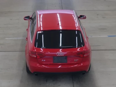 Audi A4  с аукциона в Японии