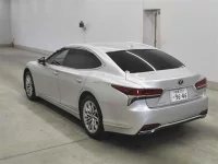 Lexus LS лот № 20117 оценка 4  с аукциона в Японии 1