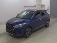 Nissan KICKS лот № 29 оценка 4  с аукциона в Японии 2