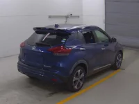 Nissan KICKS лот № 29 оценка 4  с аукциона в Японии 3