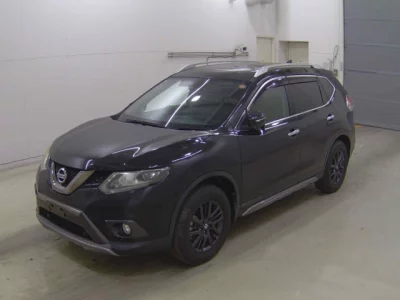 Nissan X-TRAIL HYBRID  с аукциона в Японии