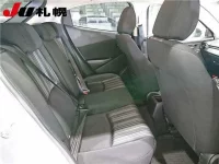 Mazda MAZDA2 лот № 2003 оценка 4  с аукциона в Японии 6