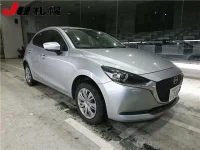 Mazda MAZDA2 лот № 2003 оценка 4  с аукциона в Японии 7
