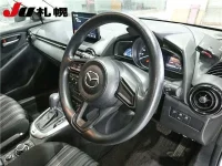 Mazda MAZDA2 лот № 2003 оценка 4  с аукциона в Японии 2