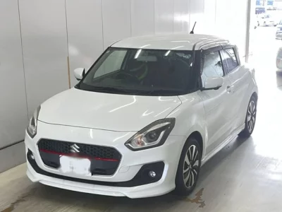 Suzuki SWIFT  с аукциона в Японии
