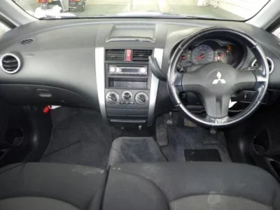 Mitsubishi COLT PLUS  с аукциона в Японии