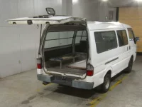 Mazda BONGO BRAWNY VAN лот № 4704 оценка 3  с аукциона в Японии 4