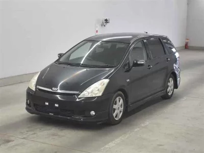 Toyota WISH  с аукциона в Японии