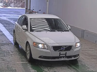 Volvo S40  с аукциона в Японии