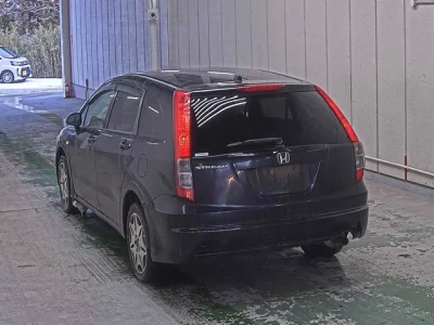 Honda STREAM  с аукциона в Японии