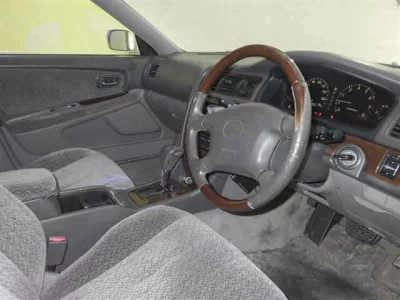 Toyota CHASER  с аукциона в Японии