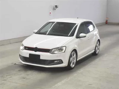 Volkswagen POLO  с аукциона в Японии