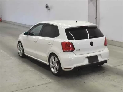 Volkswagen POLO  с аукциона в Японии