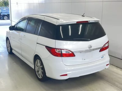 Nissan LAFESTA  с аукциона в Японии