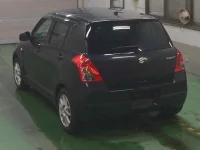 Suzuki SWIFT лот № 240 оценка R  с аукциона в Японии 1