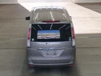 Nissan SERENA лот № 2580 оценка 3.5  с аукциона в Японии 2