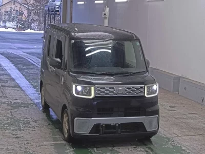 Daihatsu WAKE  с аукциона в Японии