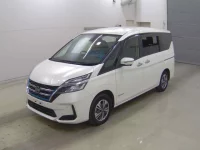 Nissan SERENA лот № 54 оценка 3.5  с аукциона в Японии 2