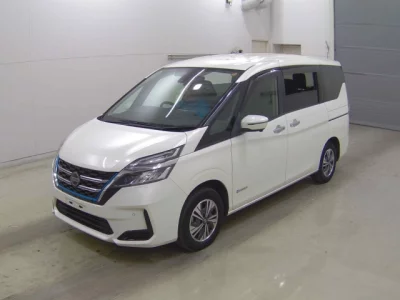 Nissan SERENA  с аукциона в Японии