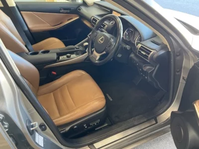 Lexus IS  с аукциона в Японии