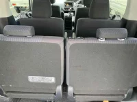 Toyota VOXY лот № 25235 оценка R  с аукциона в Японии 9