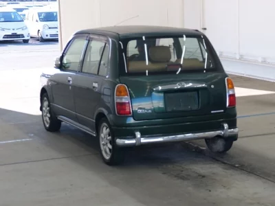 Daihatsu MIRA