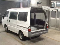 Mazda BONGO VAN лот № 26 оценка R  с аукциона в Японии 1