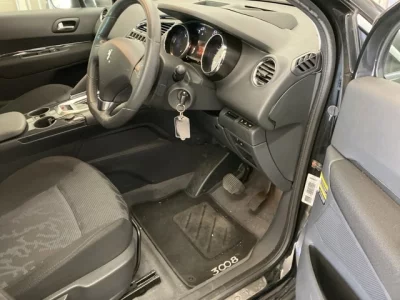 Peugeot 3008  с аукциона в Японии