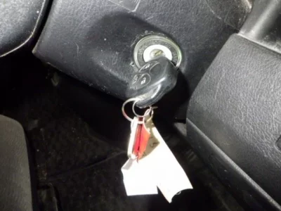 Toyota NOAH  с аукциона в Японии