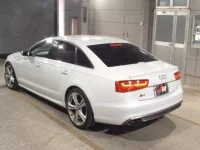 Audi S6 SERIES лот № 43 оценка 4  с аукциона в Японии 1