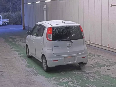 Nissan MOCO  с аукциона в Японии