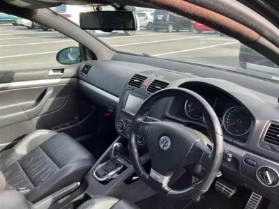 Volkswagen GOLF  с аукциона в Японии