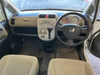 Honda LIFE лот № 2619 оценка RA  с аукциона в Японии 4