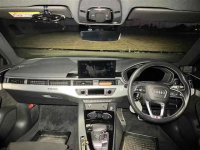 Audi A4  с аукциона в Японии