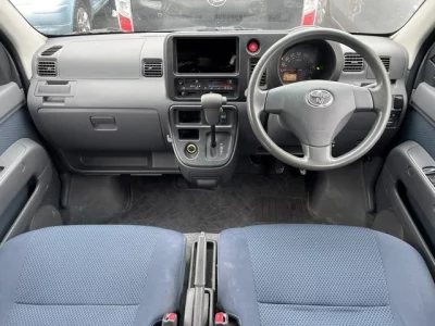 Toyota PIXIS VAN  с аукциона в Японии