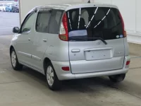 Toyota FUNCARGO лот № 7028 оценка RA  с аукциона в Японии 1