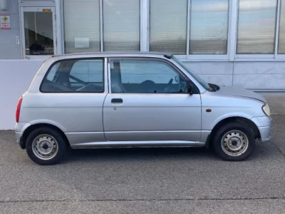 Daihatsu MIRA  с аукциона в Японии